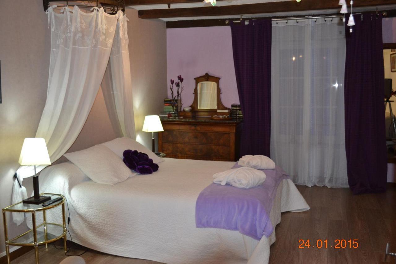 Bed And Breakfast "Le Moulin A Grains" Ménil-la-Horgne Eksteriør bilde