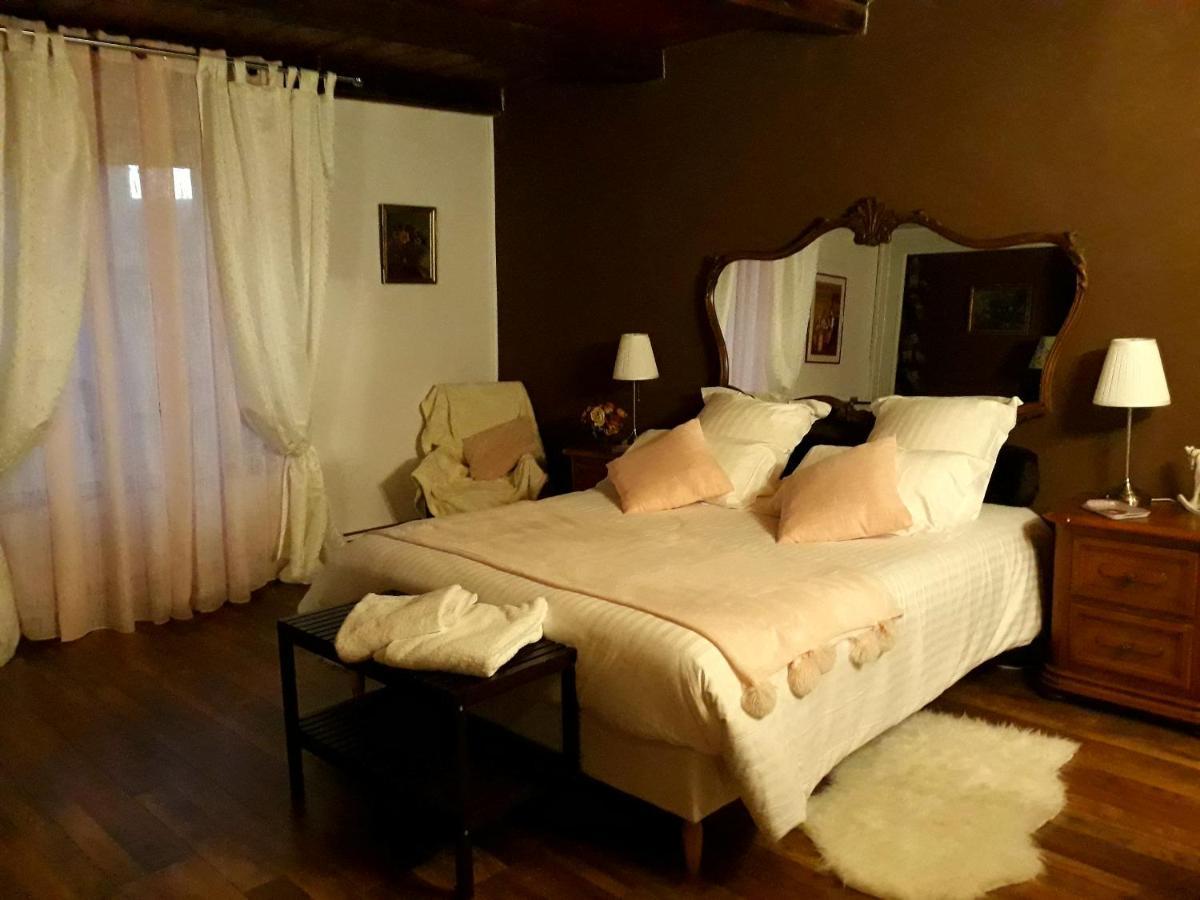 Bed And Breakfast "Le Moulin A Grains" Ménil-la-Horgne Eksteriør bilde